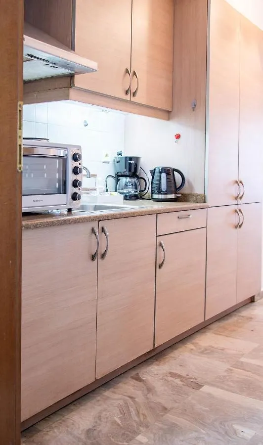 Minimal Studio Near City Center Heraklion  Apartment
